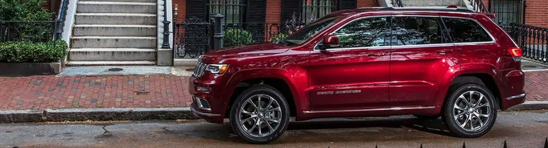 2021 Jeep Grand Cherokee Lifestyle Photo